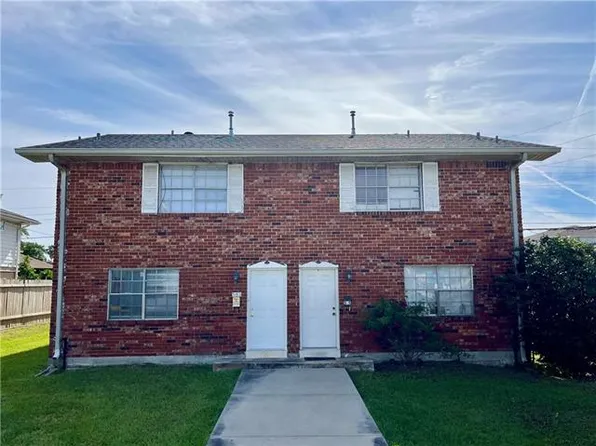 583 Delmar St, Gretna, LA 70056