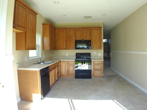 3rd image of 3162 Dasha Palm Dr