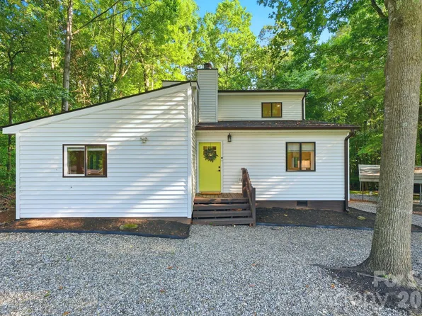 127 Rustic Way Ln, Mooresville, NC 28117