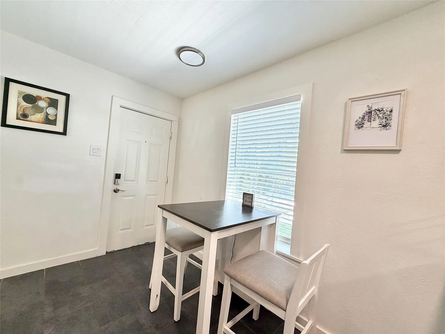 1 bed, 1.0 bath, 900 sqft, $2,350 — Photo 4