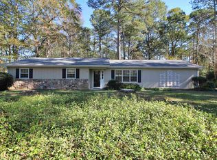 15 Deer Run Rd, Ellenwood, GA 30294