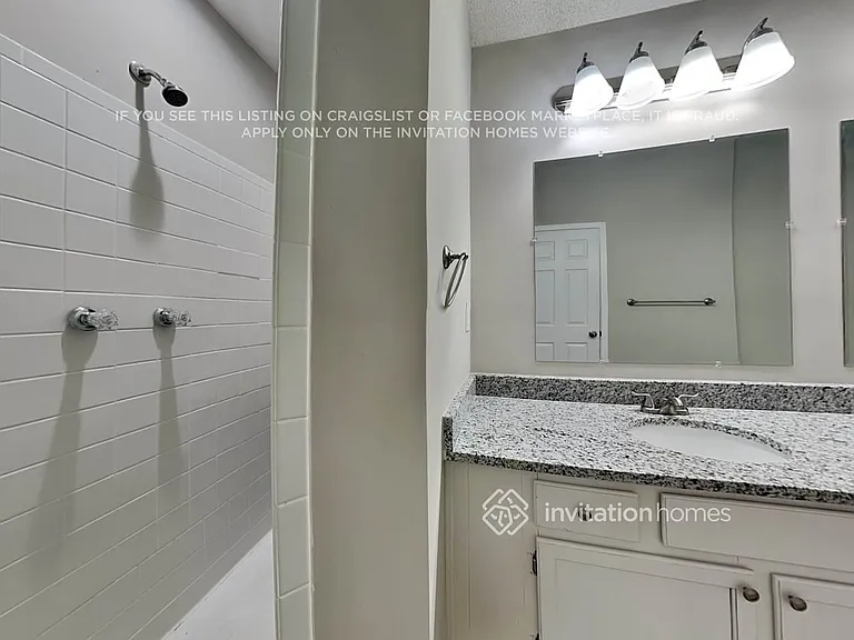 2505 Desiree Way — Photo 18