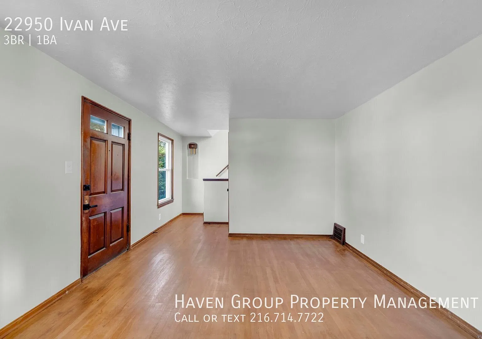 22950 Ivan Ave, Euclid, OH 44123 - Spacious 3-bed 1-bath single-family home! — Photo 3