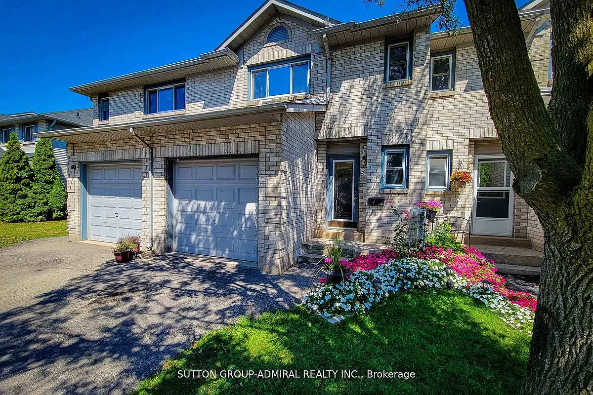 Building Photo - 2 Royalwood Ct #52