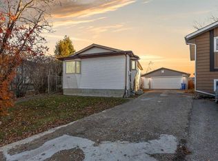 122 W Maclaren Bay, Wood Buffalo, AB T9K 1P3