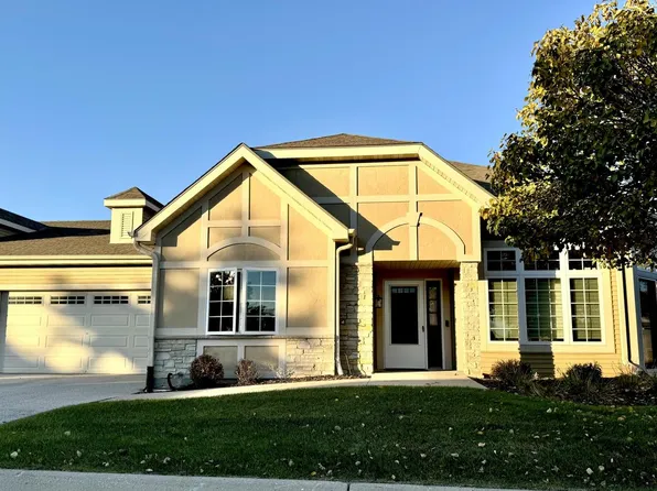21718 Outcropping COURT #D, Lannon, WI 53046