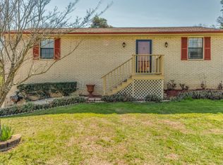 7334 Old Midway Rd, Lenoir City, TN 37772