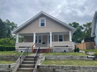 1295 Dayton St, Akron, OH 44310