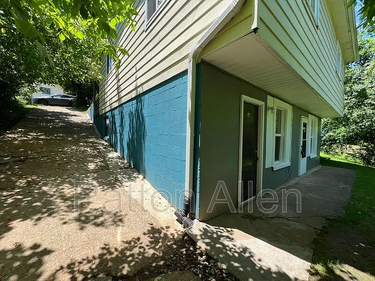 239 Cedar Hill Rd #17 — Photo 15