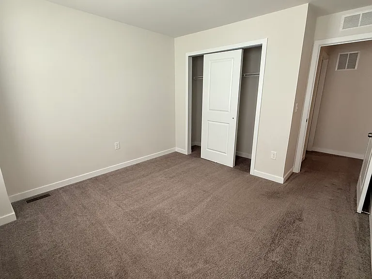 15 Shamrock Cir — Photo 17