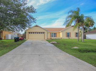 741 Americana Blvd NE, Palm Bay, FL 32907