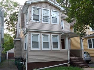 25 Becker Ter, Irvington, NJ 07111