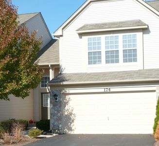 174 W Buckingham Dr, Round Lake, IL, 60073