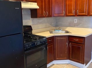 338 Warwick St APT 1, Brooklyn, NY 11207