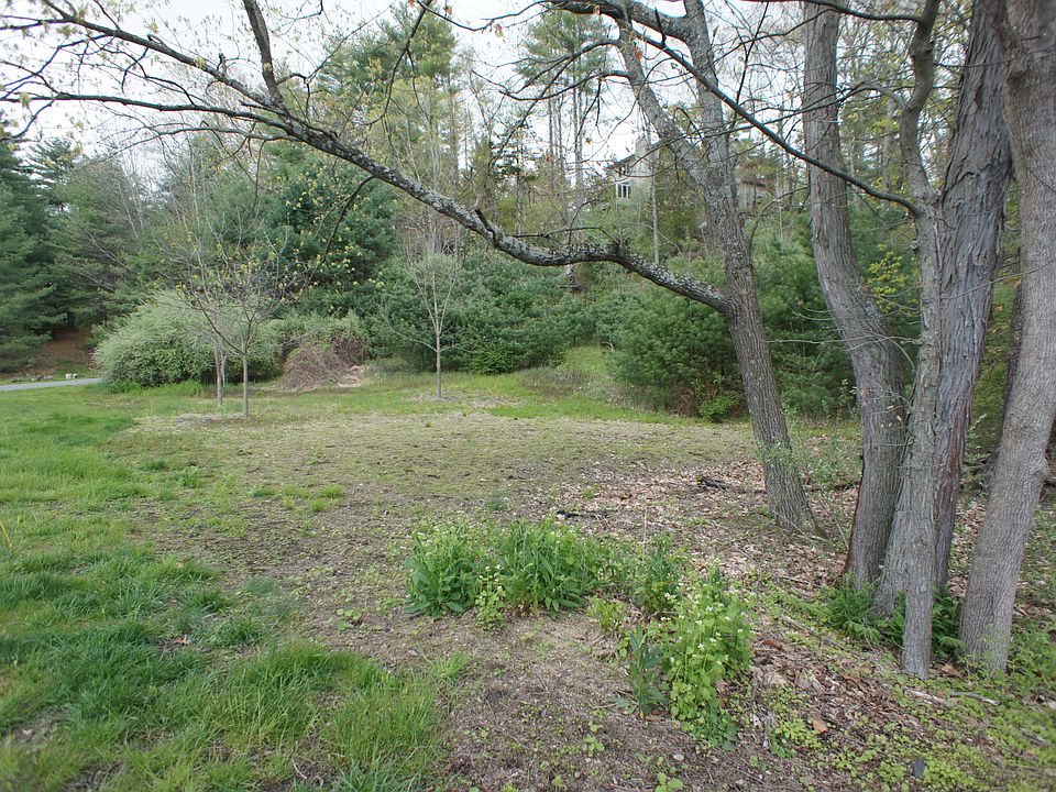 2nd image of Summit Dr #10