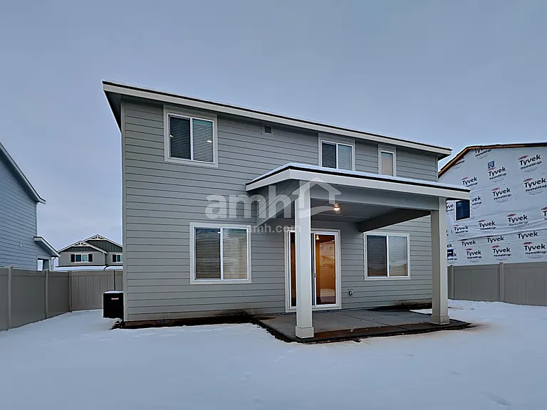 1053 S Woodsome Ave — Photo 15