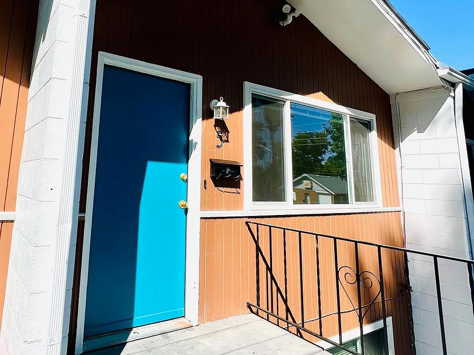 Unit Entrance