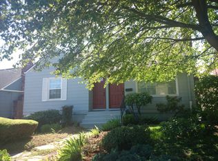 8315 16th Ave NW, Seattle, WA 98117