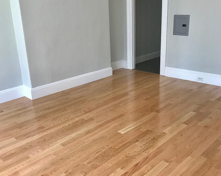 2nd image of 211 Newbury St APT 7