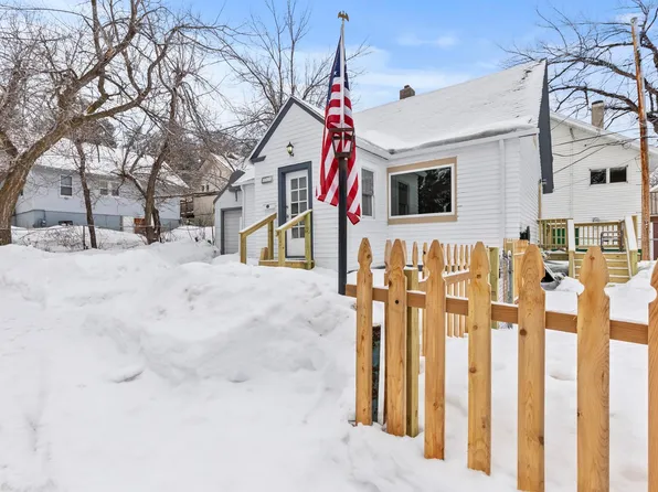 215 Billings Ave, Lead, SD 57754