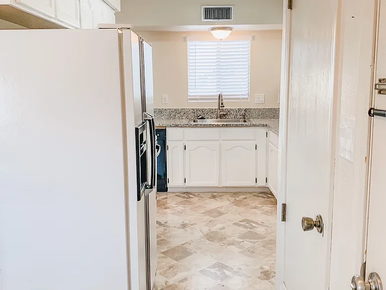 4170 Plaza Oro Loma #D — Photo 12