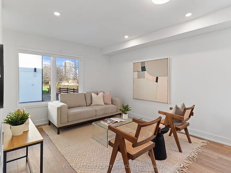 15 Acorn Ave #1 — Photo 3
