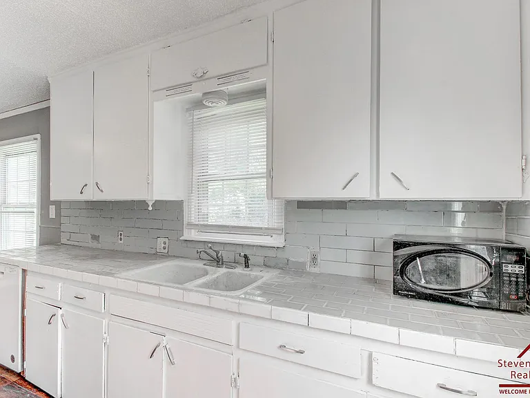 1806 NW Lincoln Ave — Photo 15