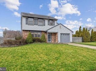 1 Woodhurst Dr, Eastampton, NJ 08060