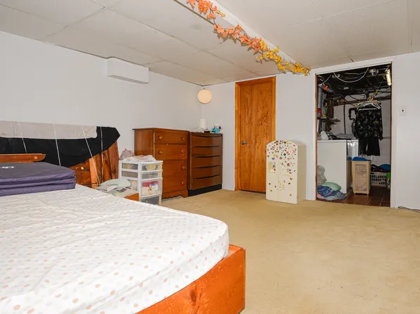 2064 Coleman Street image 17 of 22