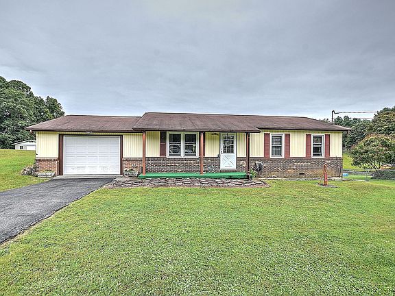 2nd image of 19605 Greenbriar Dr