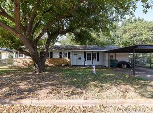 1308 Eleanor St, Burkburnett, TX 76354