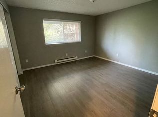 735 4th Ave NE APT 403, Pacific, WA 98047