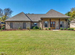 240 Falls Xing, Madison, MS 39110