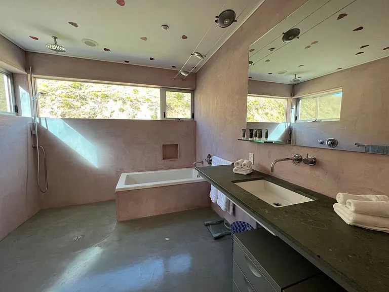 3095 Rambla Pacifico — Photo 12