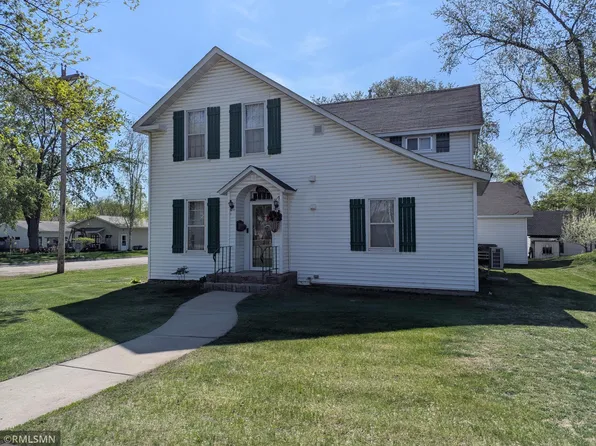 532 Main St S, Sauk Centre, MN 56378