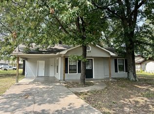 301 Carson Rd, Roland, OK 74954
