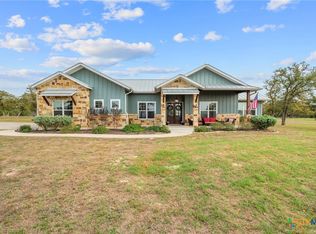 1665 Sunflower Trl, Luling, TX 78648