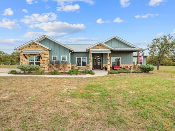 1665 Sunflower Trl, Luling, TX 78648