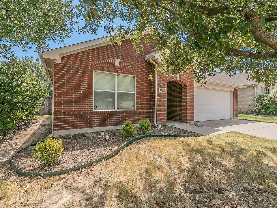 1st image of 3724 Palm Dr