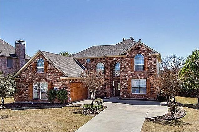 1st image of 210 Chisholm Trl