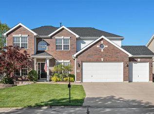 228 Fairway Green Dr, O'Fallon, MO 63368