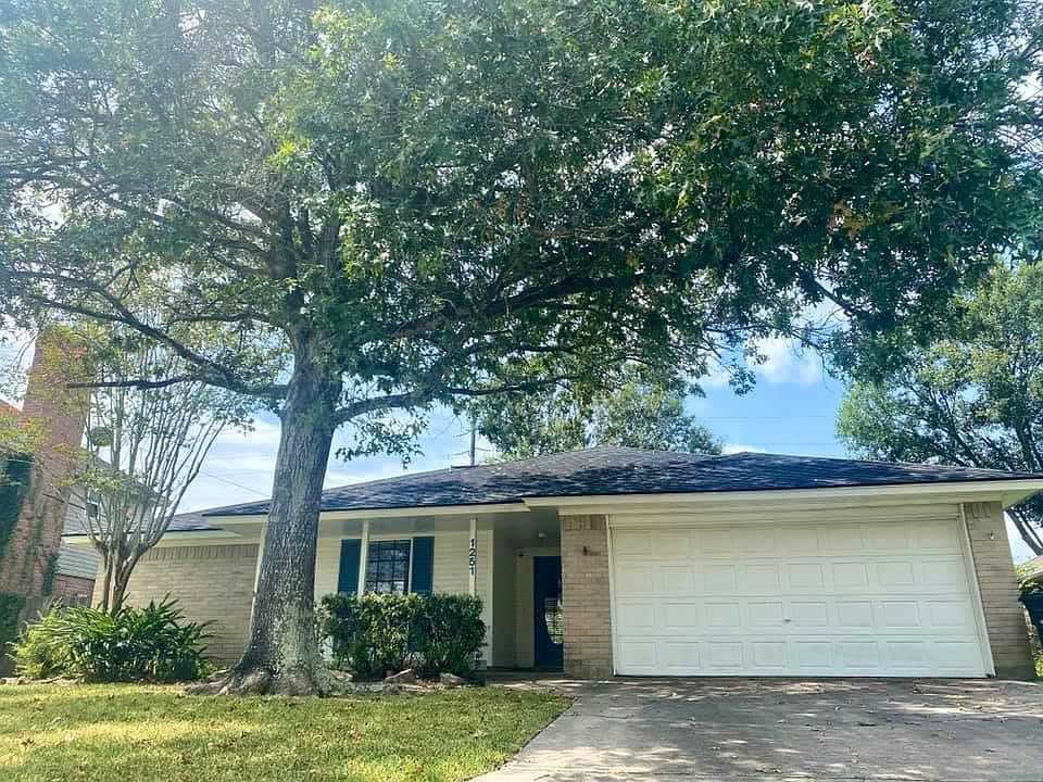 1st image of 1251 Westmeadow Dr