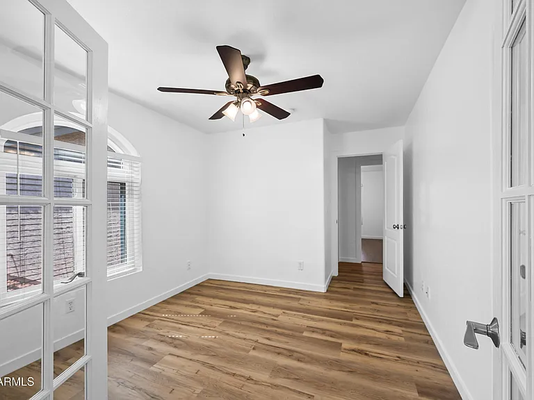 1331 N Kingston St — Photo 24