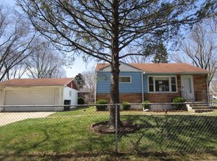 2050 Delaware Rd, Waukegan, IL 60087