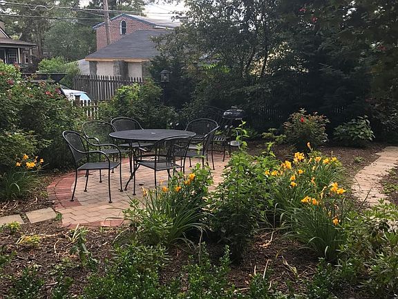 Back Yard Patio for Use by All Tenants