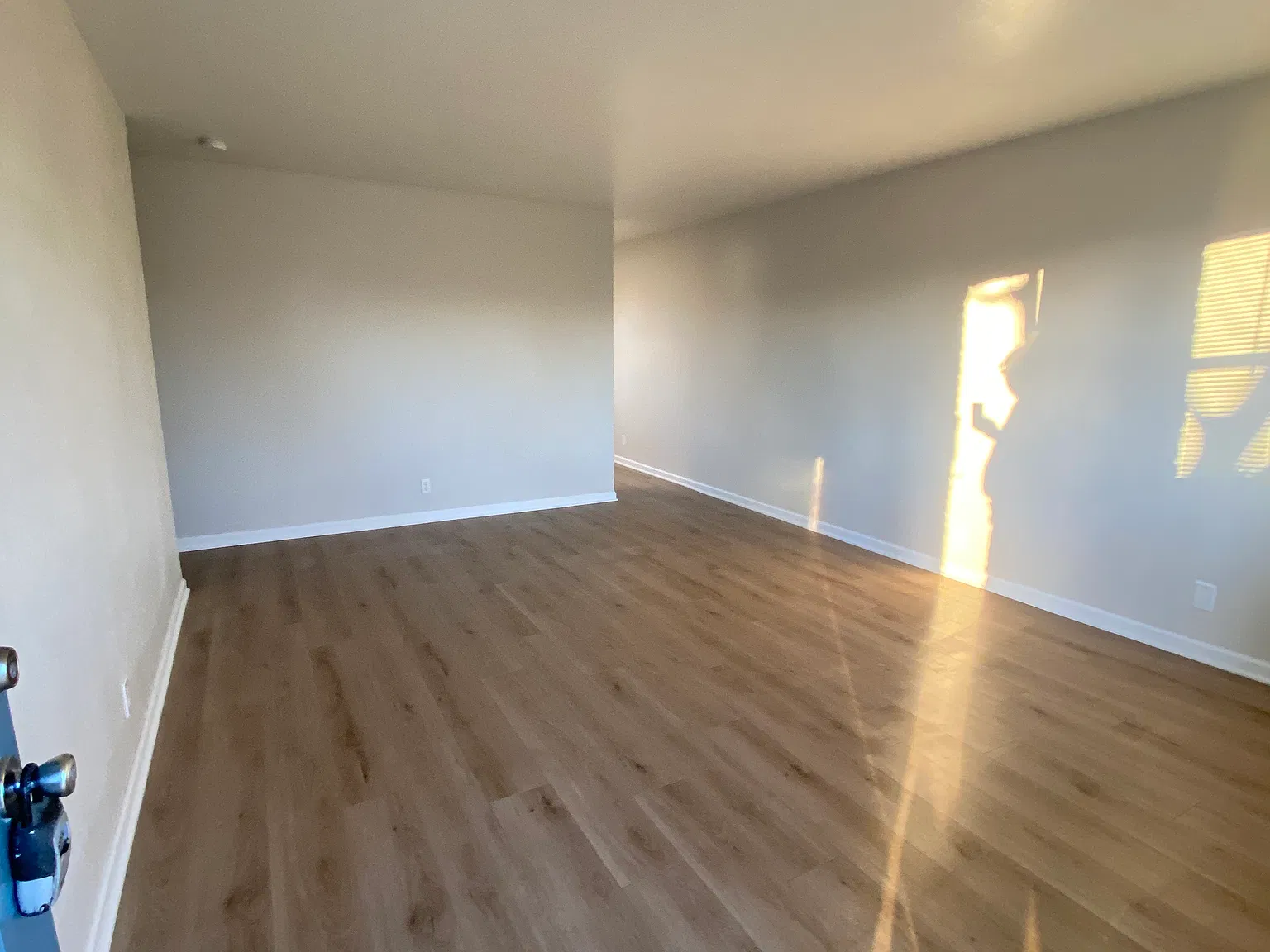 2 bed, 900 sqft, $900 — Photo 2