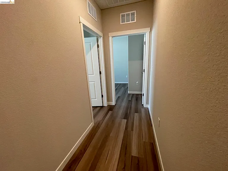 4395 Canada Way — Photo 24