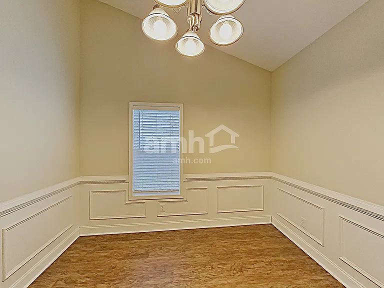 107 Oscar Ct — Photo 9