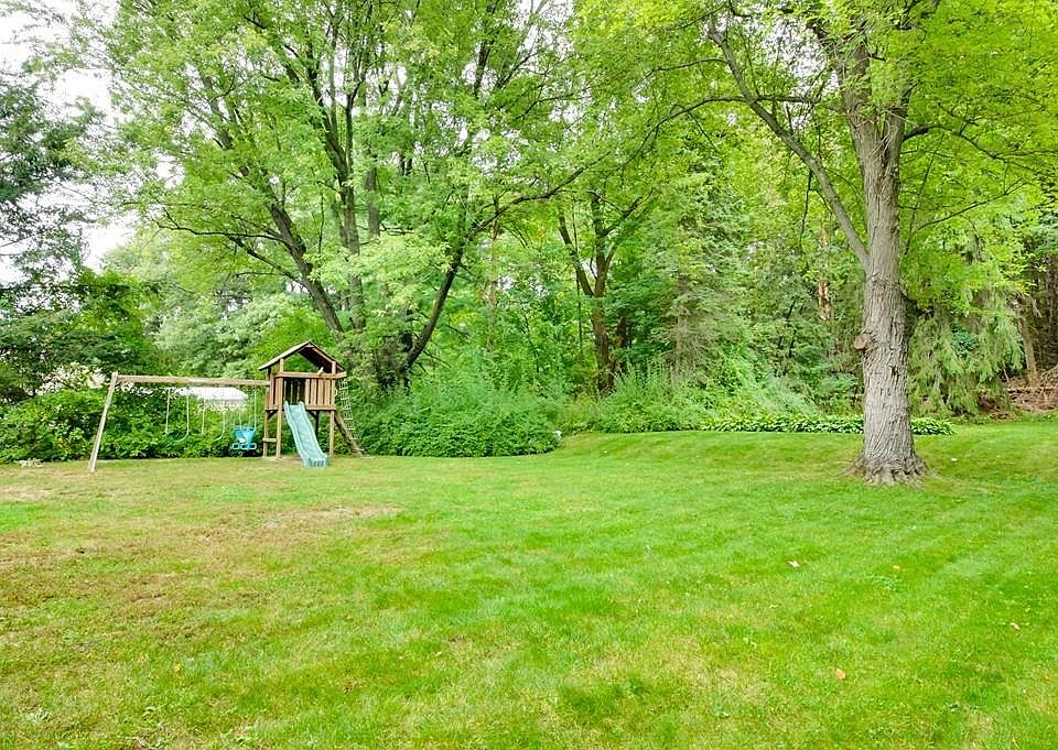 24 Solomon Pond Rd, Northborough, MA 01532 Zillow