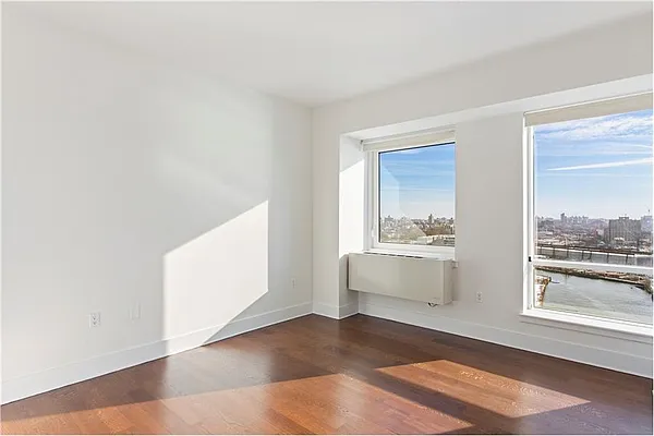 Sold by Urban Realty NYC | media 9